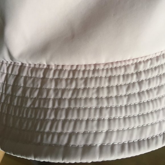 Light Pink Bucket Hat - Picture 4 of 4